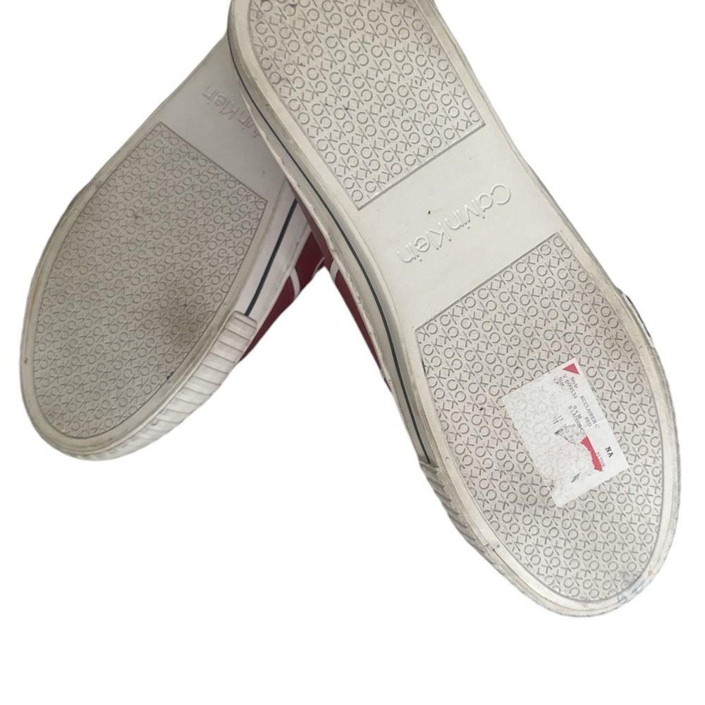 New Calvin Klein Slip on’s - Picture 4 of 4
